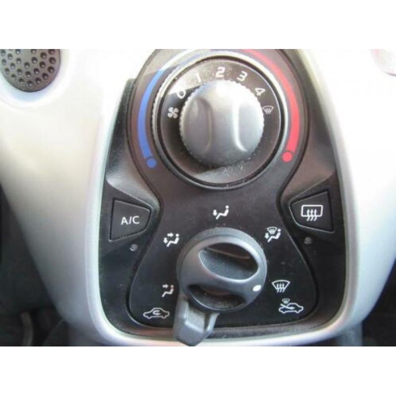 Peugeot 108 1.0 e-VTi Active AIRCO - LED - 5DRS - BTW AUTO