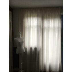 Slaapkamer gordijnen ecru/ creme kleur