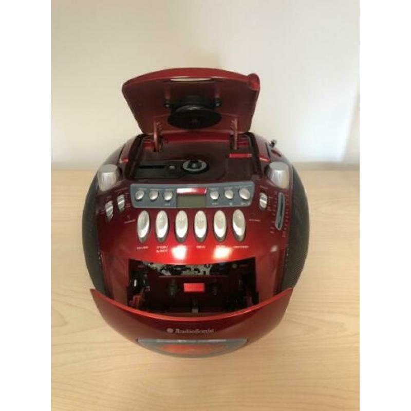 Radio cd en cassette speler