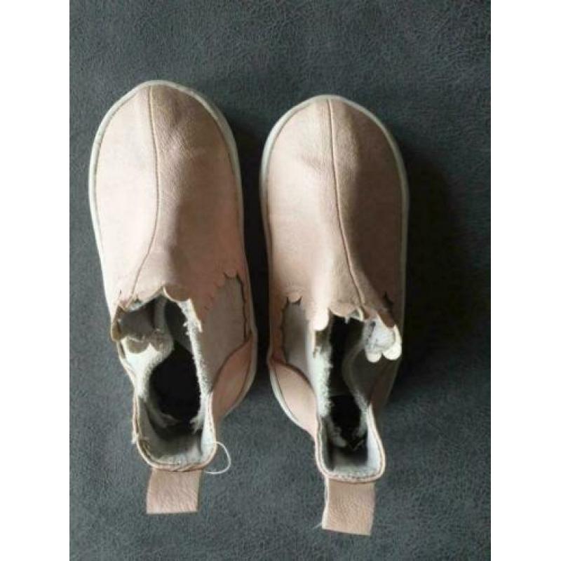 roze baby enkellaarsjes vanH&M mt. 20/21 igs