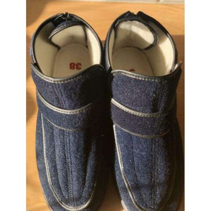 Te koop aangeboden Pulman verbandschoenen mt. 38