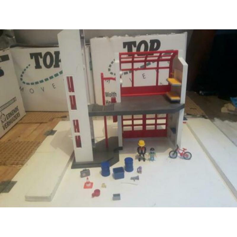 Playmobil brandweerkazerne 5361 met extra's