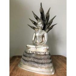 Grote Pang Naga Prok Brons verzilverd buddha beeld