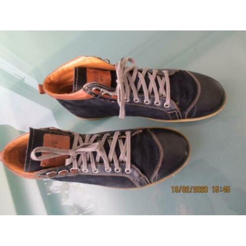 Blauwe leer/suede sneakers van Greve. Maat 40,5 (6,5)