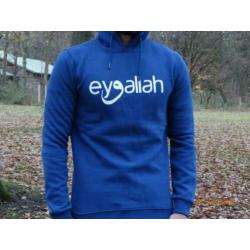 Eyvallah. Siyah ve Lacivert Kazaklar, Zwart en Blauwen Truie