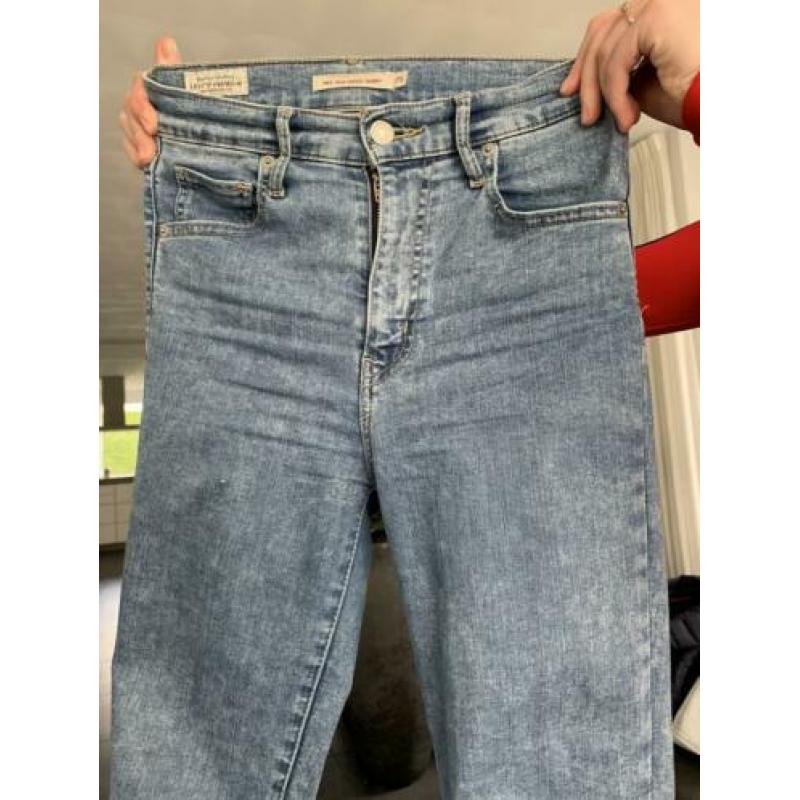Levi’s Mike High Super Skinny | maat 25