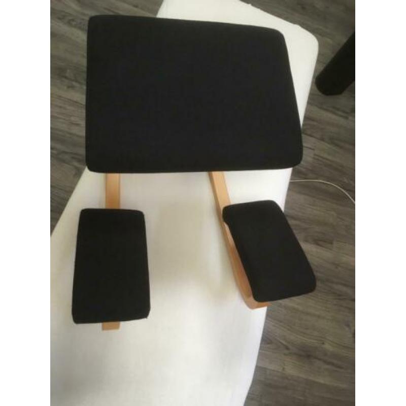 Kniestoel stokke