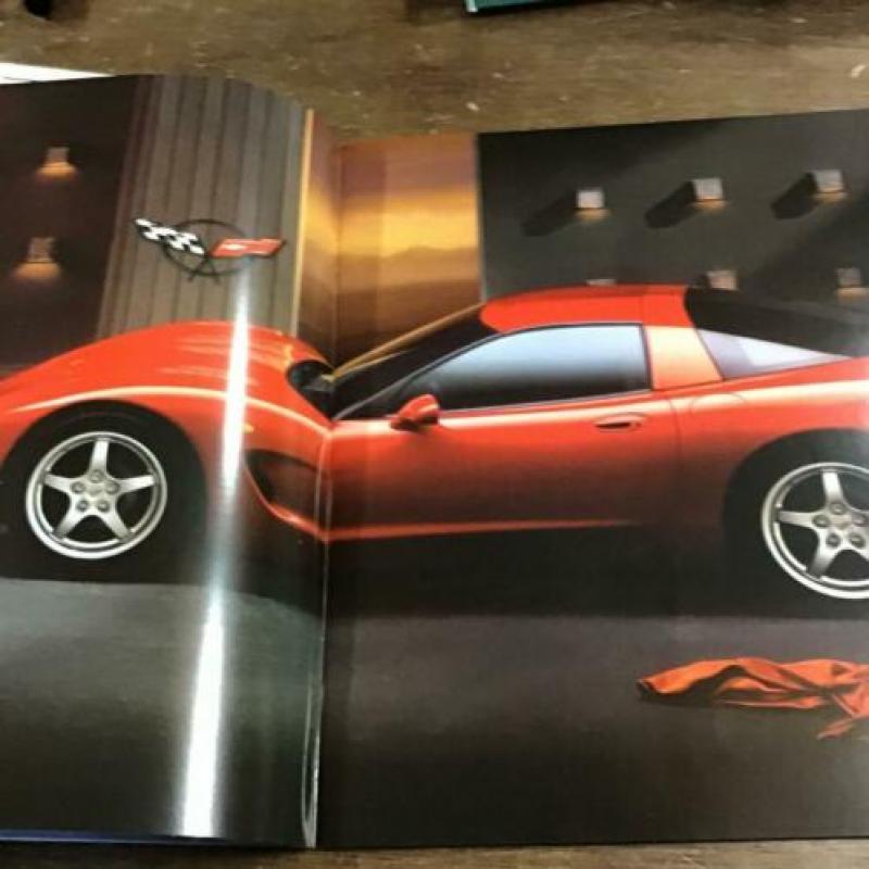 Corvette folder met kleurkaart