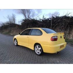 Seat Cordoba Cupra 1.8 20V 115KW 2D 2001 Geel