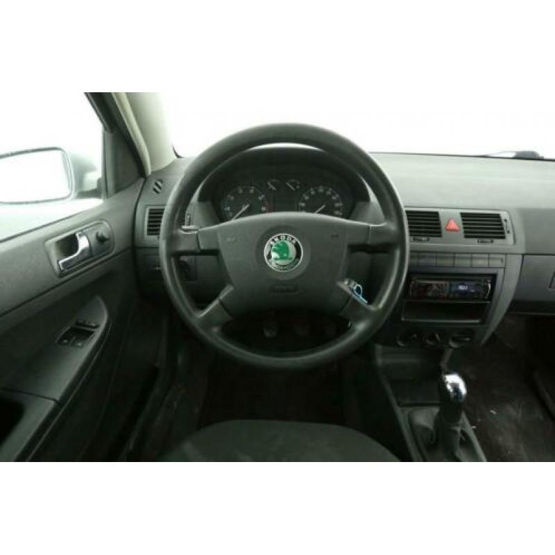 Skoda Fabia Combi 1.4-16V Choice Marge Benzine Airco Cruisec
