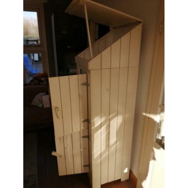 Kast babykamer whitewash