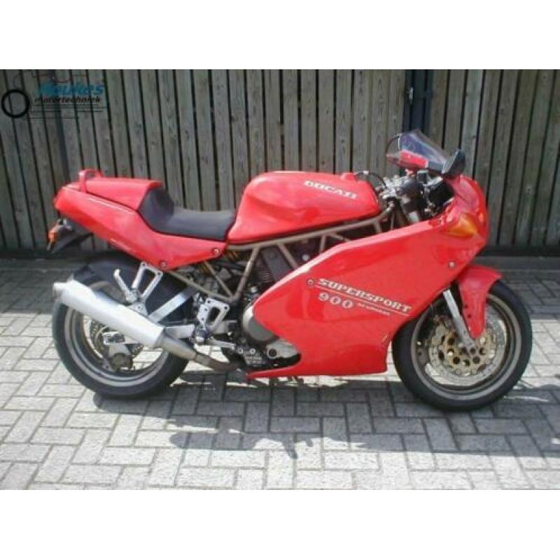 DUCATI 900SSC (bj 1997)