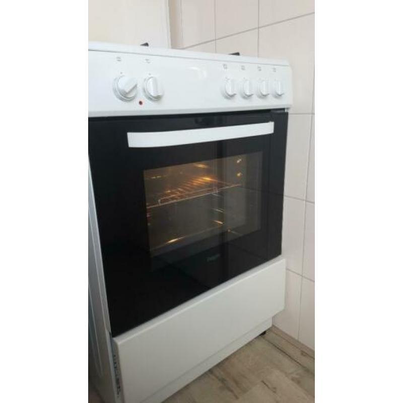 Gasstel met oven - Pelgrim