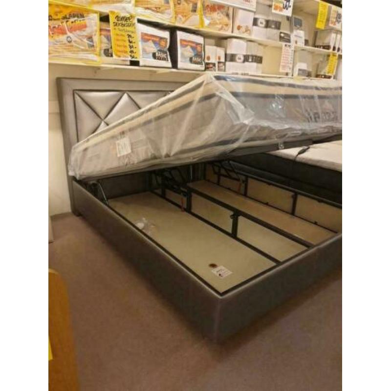 boxspring opberg grijs met hoogwaardig matras en topper