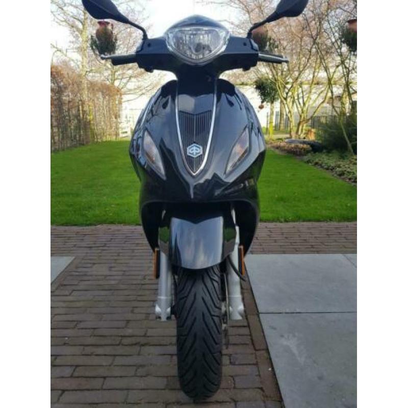 Piaggio Fly 2016