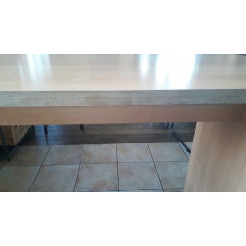 Lande Cheek bartafel
