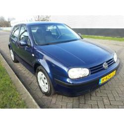 Volkswagen Golf 1.4-16V Ocean Airco. riem gewisseld.