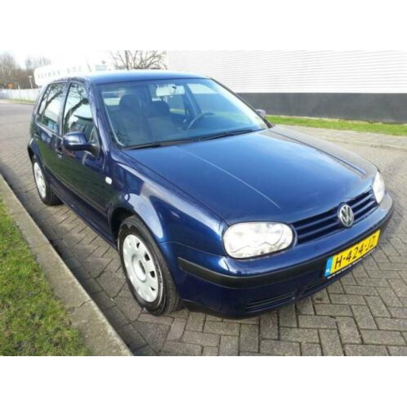 Volkswagen Golf 1.4-16V Ocean Airco. riem gewisseld.