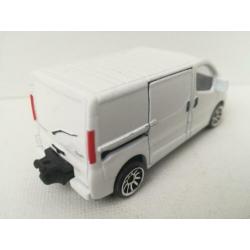 Majorette. (2012) Renault Trafic. Wit. Nieuw.