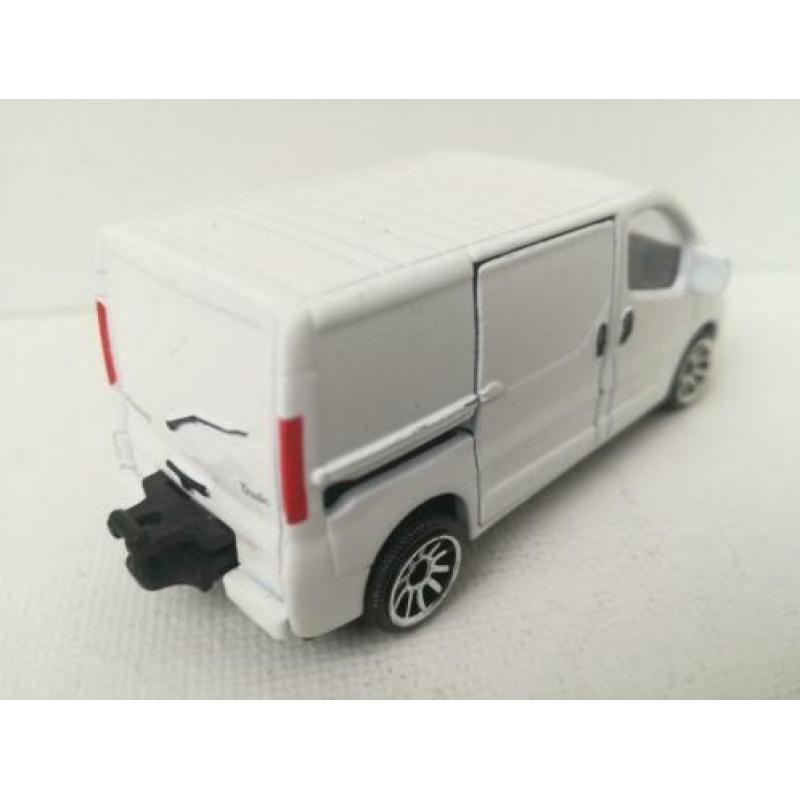 Majorette. (2012) Renault Trafic. Wit. Nieuw.
