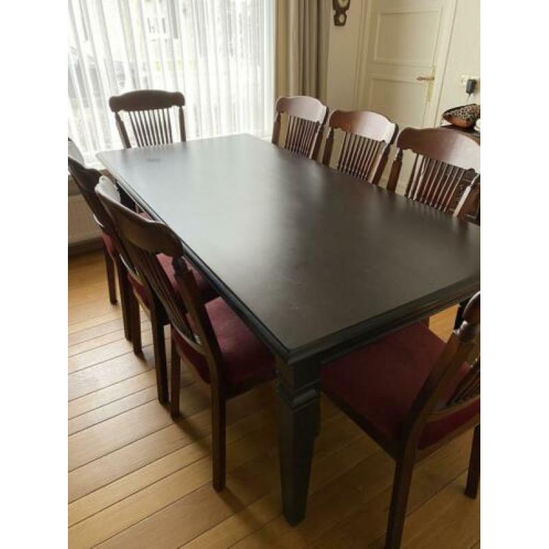 Eetkamerset met 8 stoelen