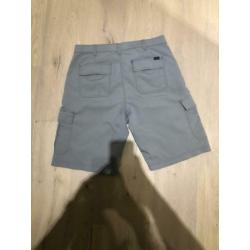 Korte broek maat L