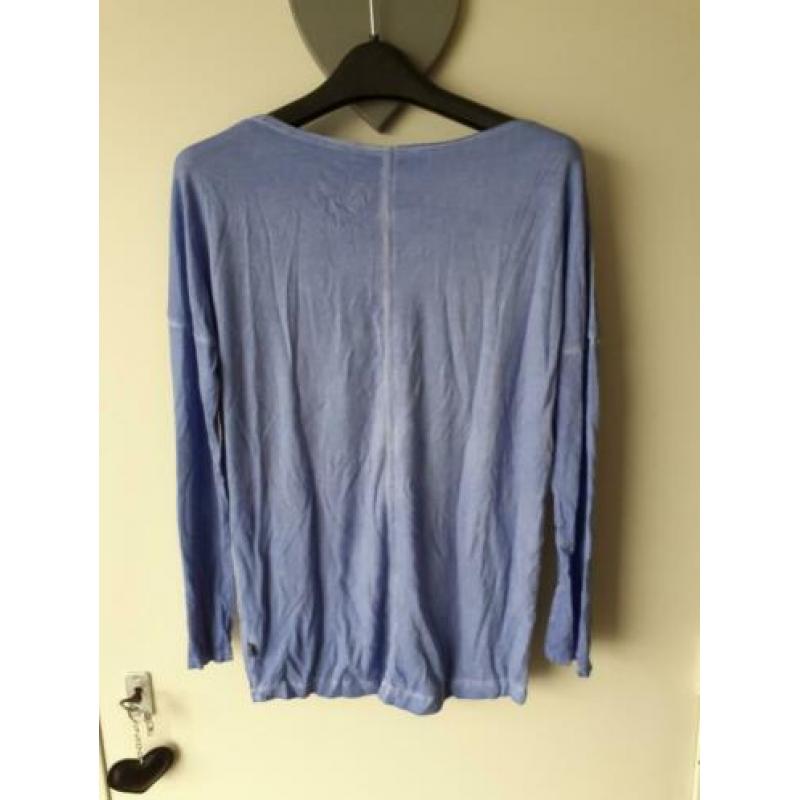 Shirt maat S. Merk Bomba