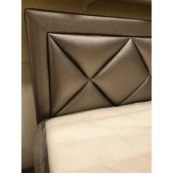 boxspring opberg grijs met hoogwaardig matras en topper