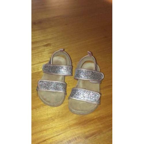 Sandaal slipper maat 20/21 voor meisje