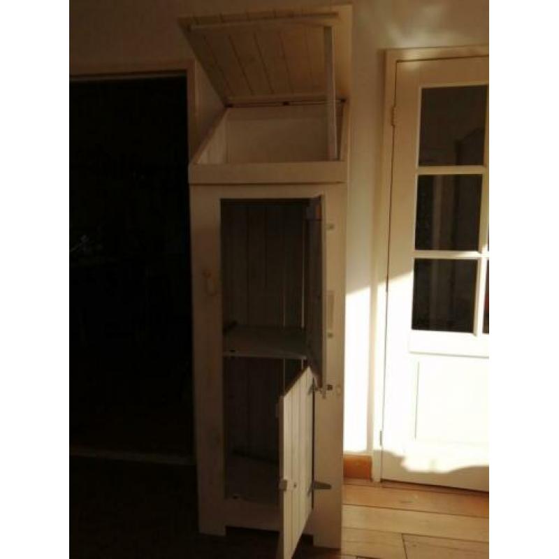 Kast babykamer whitewash