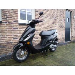 PEUGEOT V-CLIC SNOR BJ 2008 KM 5100 SNORSCOOTER 4T vclic