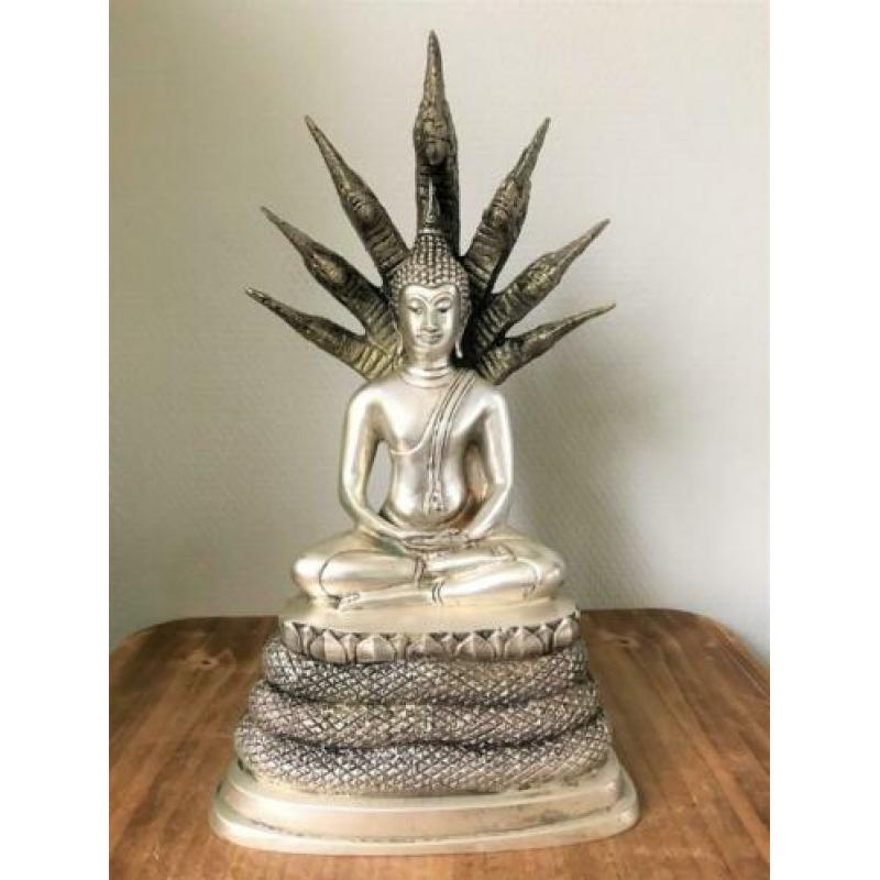 Grote Pang Naga Prok Brons verzilverd buddha beeld