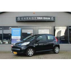 Peugeot 107 XR 1.0 68PK 5 Deuren,Radio-cd speler,