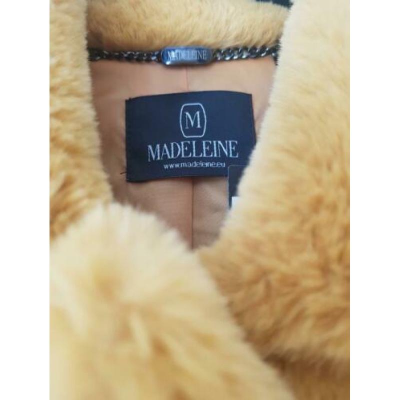 Nieuwe fake fur jas