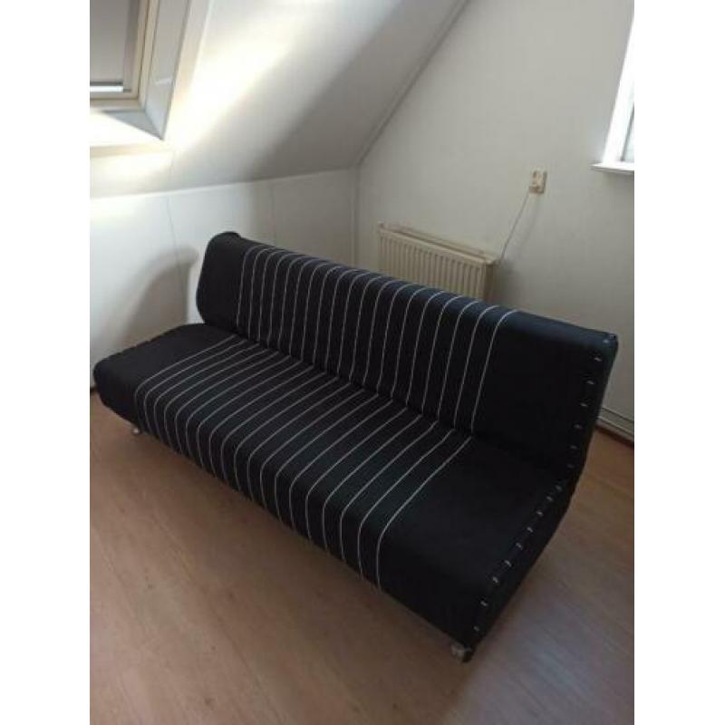 Bedbank zwart gestreept met losse matras 110x190