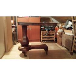 antieke bed tafel