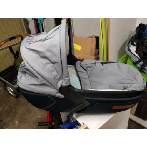 Kinderwagen mutsy