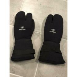 Duik wanten / duikhandschoenen Beuchat 2XL.