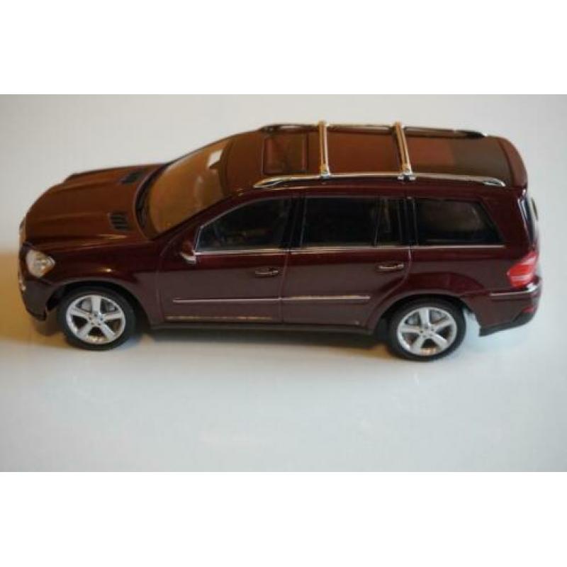 Mercedes X164 GL klasse SUV 2005 Mini Champ 1/43
