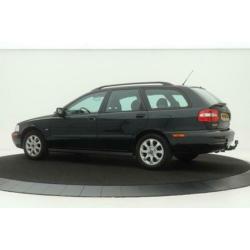 Volvo V40 1.8 | Airco | Trekhaak | Half leder/stof | Cruise