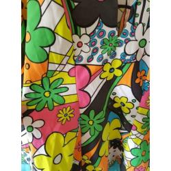 Carnavals jurk/tuniek! 2 stuks. Hippie/Flower power