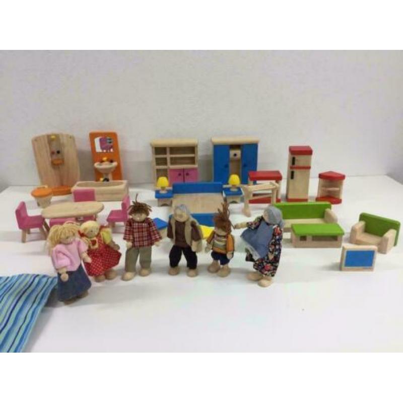 Doosvol Pintoy Speelgoed: Poppen, tafels, stoelen, bankjes,