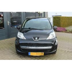 Peugeot 107 XR 1.0 68PK 5 Deuren,Radio-cd speler,