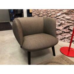 Prachtige Italiaanse design fauteuils met pouffe