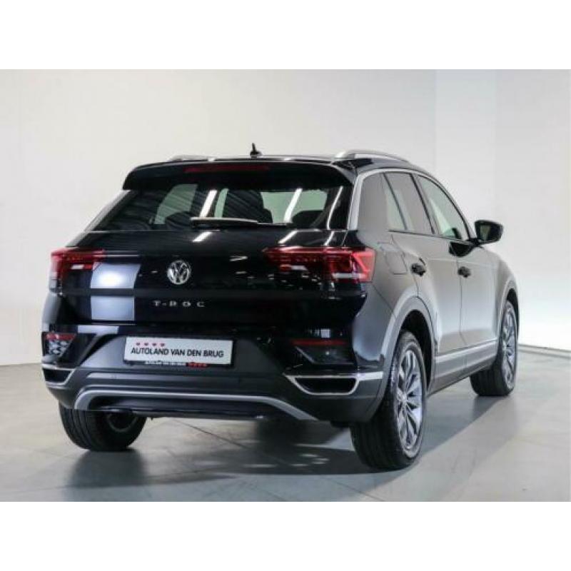 Volkswagen T-Roc AUTOMAAT 1.5 TSI 150 PK Sport DSG | Led kop