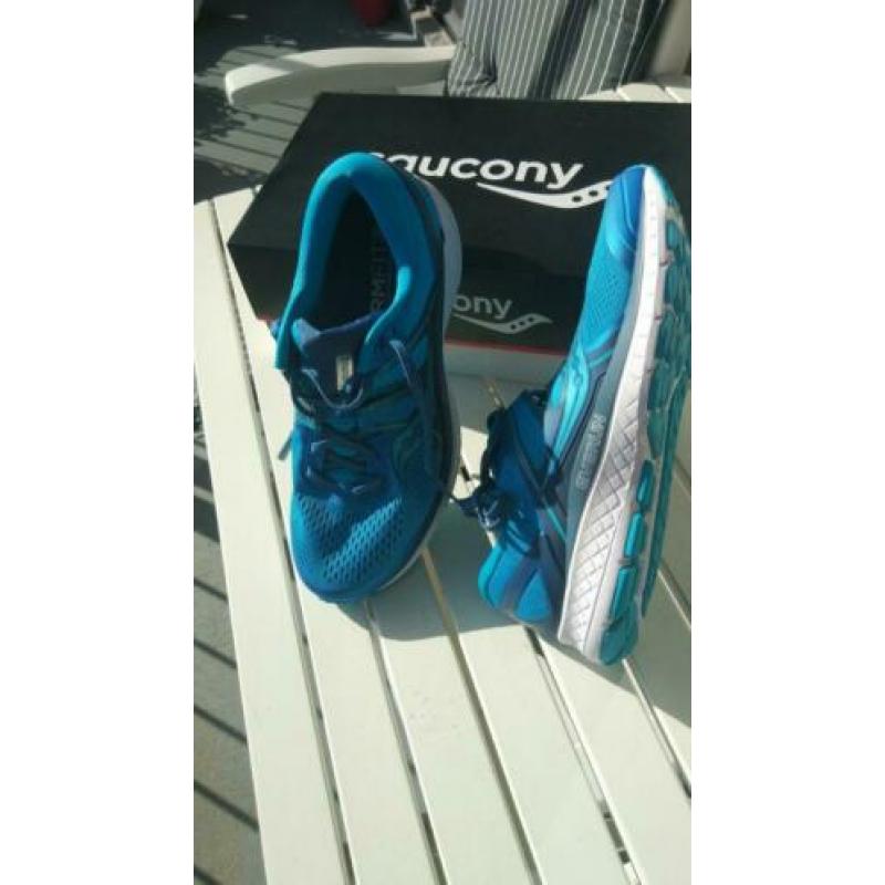 Nieuw Saucony dames hardloopschoenen maat 42