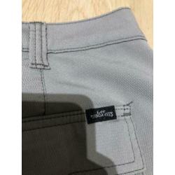 Korte broek maat L