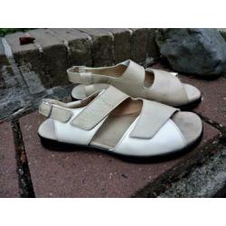 Maat 42 * Creme beige Ladysko sandalen