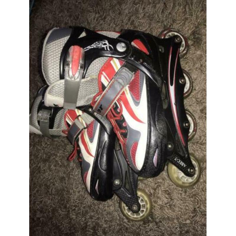 Leuke Axer sport skeelers verstelbare maat 33 34 35 36
