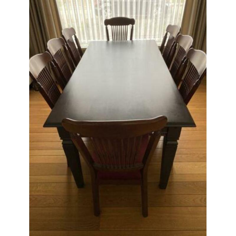 Eetkamerset met 8 stoelen